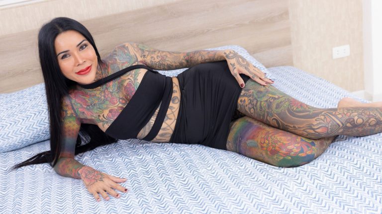 LadyboyXXX Fai – Tattooed Temptress’ Climax