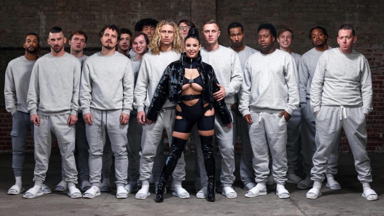 Brazzers BrazzersExxtra Angela White & Michael Vegas & Robby Echo & Celtic Iron & Johnny Goodluck & Jack Blaque & Scotty P & Alex Mack & Anthony Pierce & Cole Church & Joshua Lewis & Apollo Banks & Andrew Light & Christopher Mac & James Sinner & Cody Breeze – Sexually Rated Programming: Blowbang